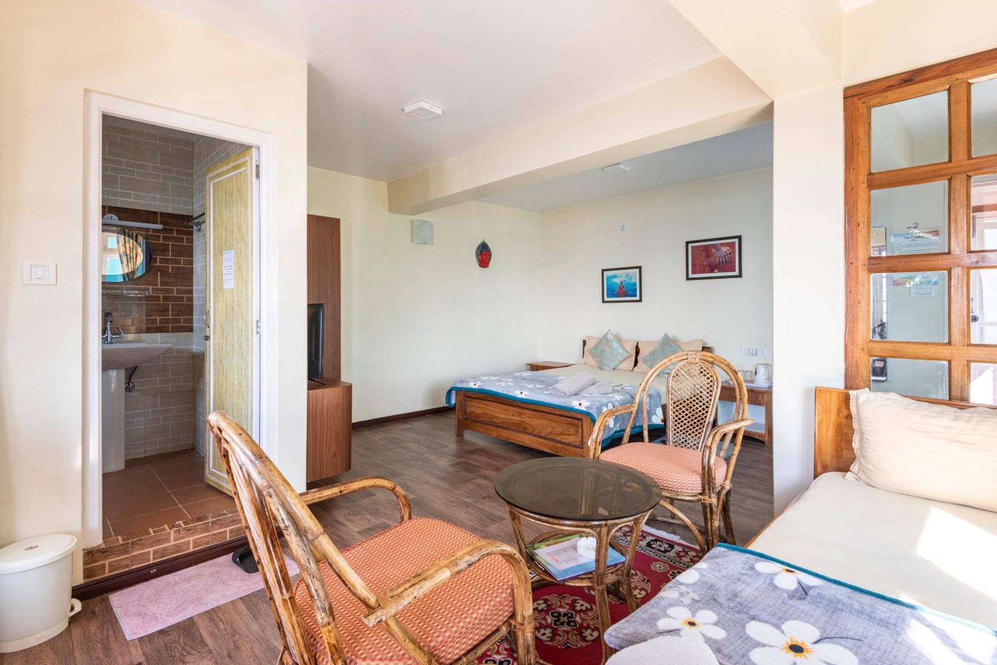 Little Singamari Home Stay Дарджилинг Екстериор снимка