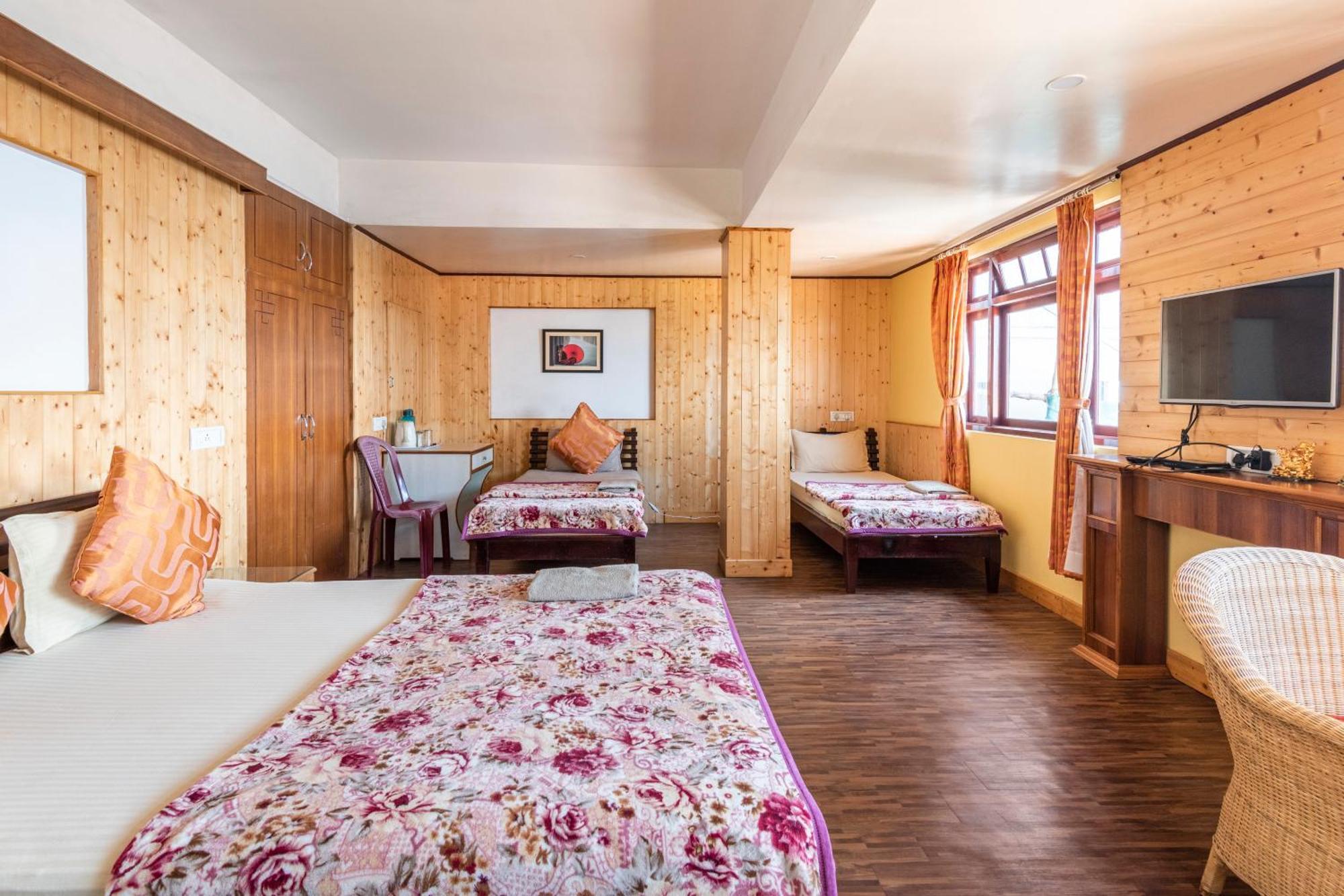Little Singamari Home Stay Дарджилинг Екстериор снимка